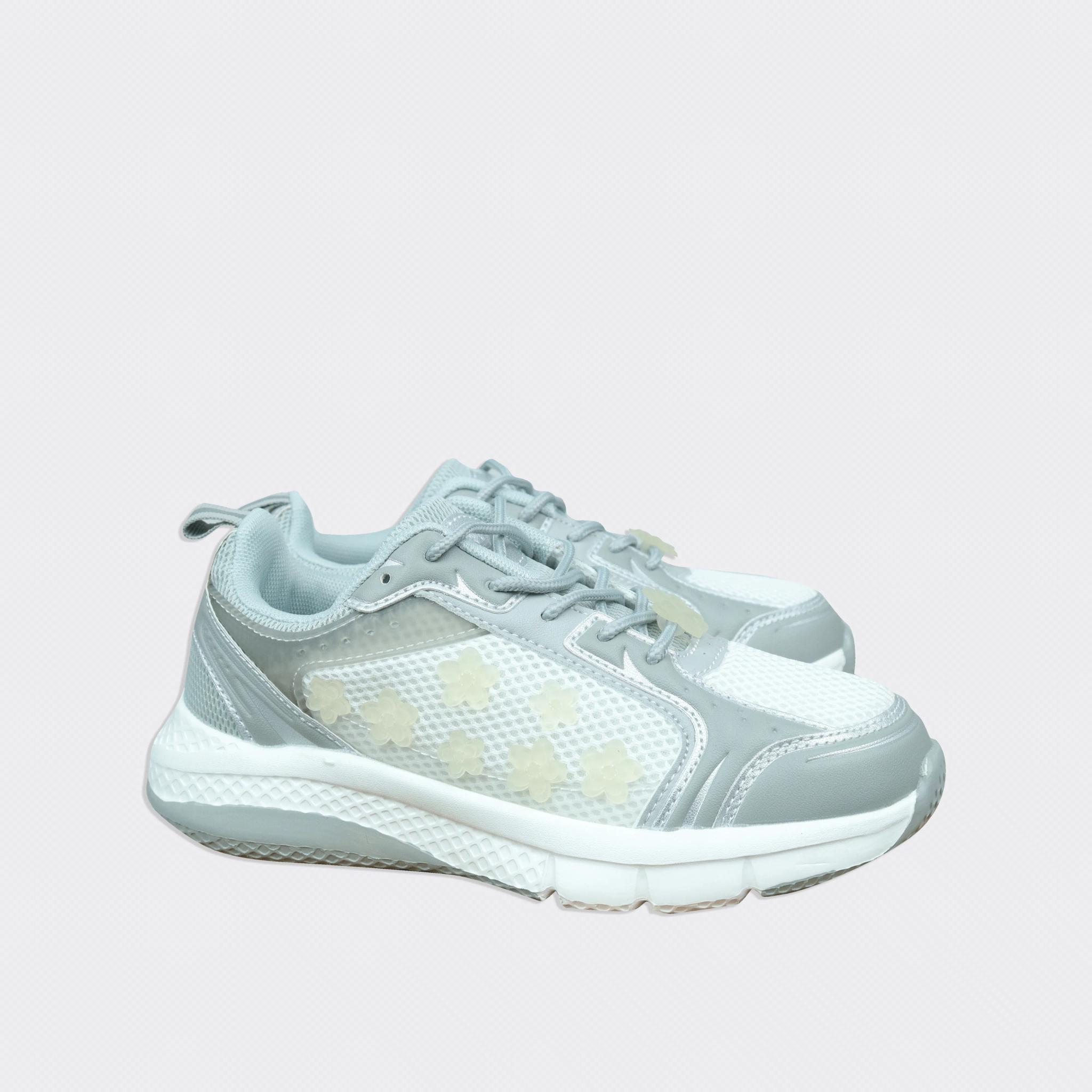 Girls Sports Shoes With flower Print image preview 2