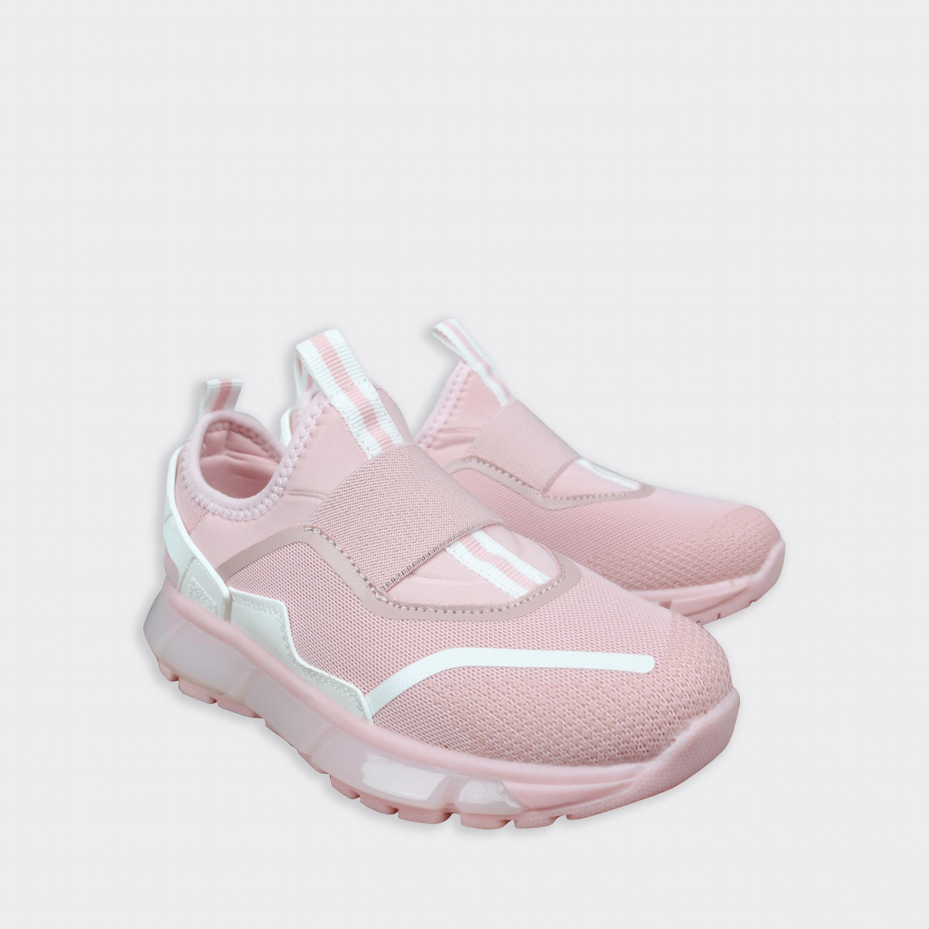 حذاء رياضي بناتي Thumbnail 2