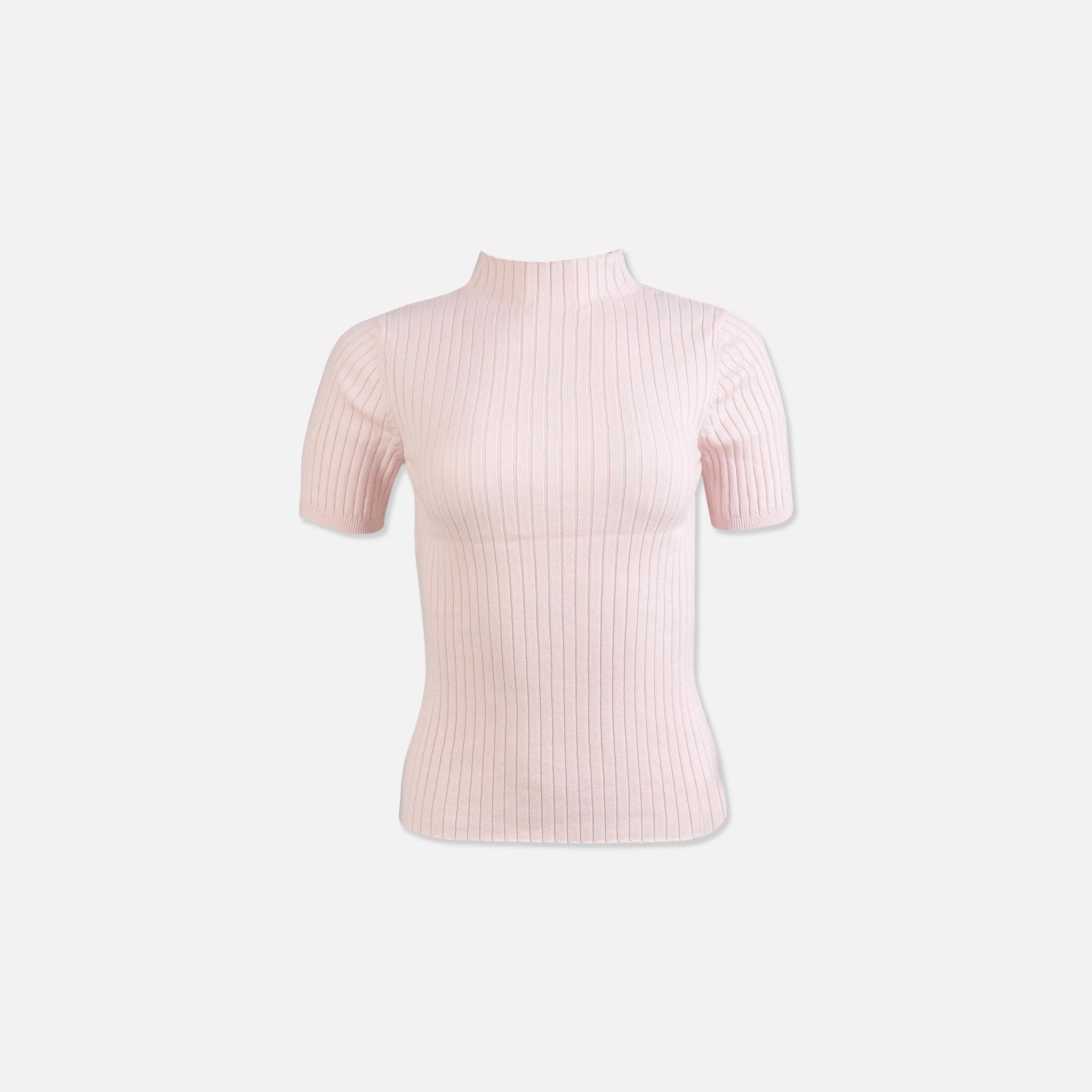Women T-shirt in distinctive colors alternative product image
