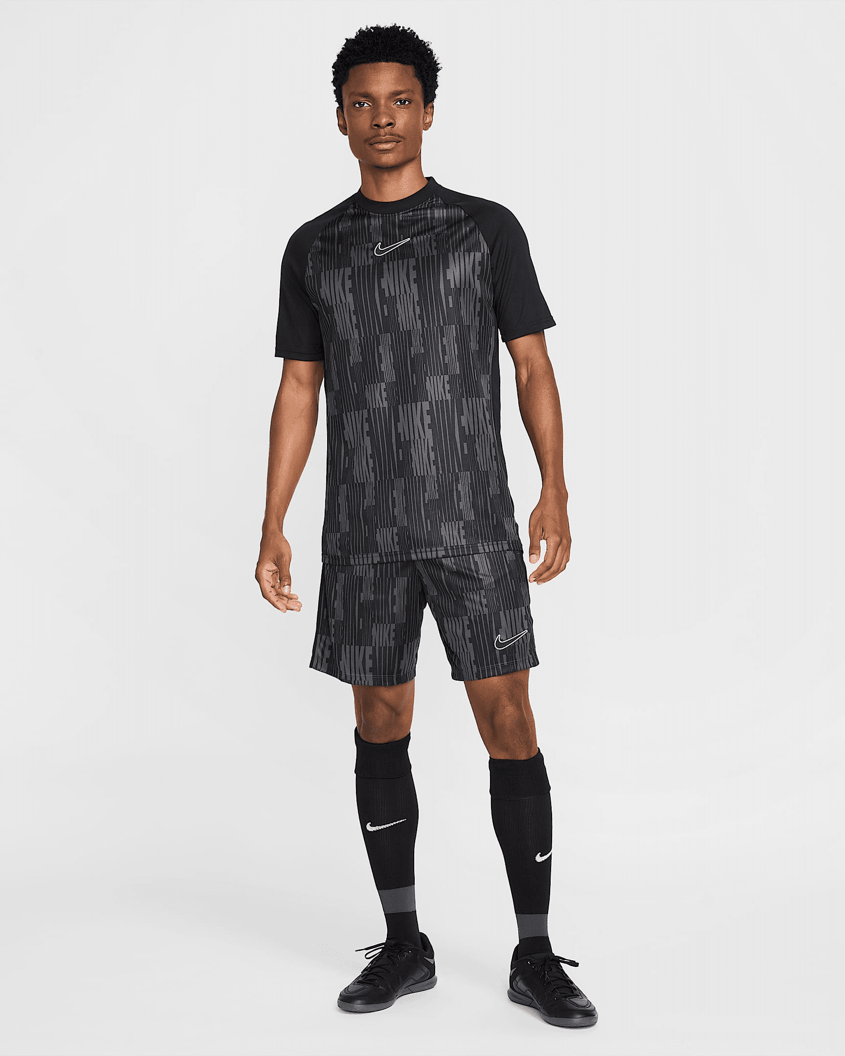 شورت كرة القدم Nike Academy+ للرجال Dri-FIT alternative product image