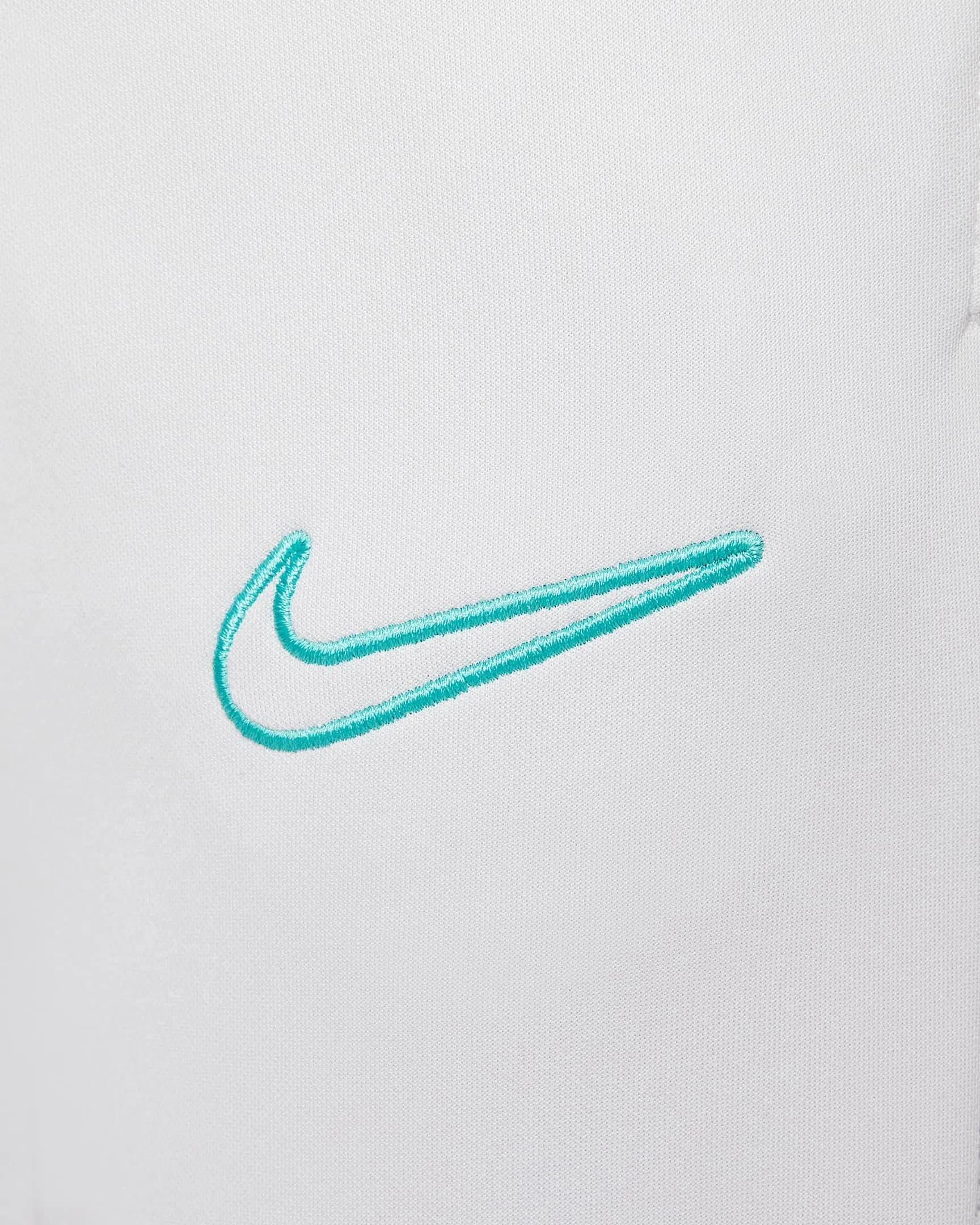 حذاء Nike Academy Dri-FIT للأطفال الكبار image preview 5