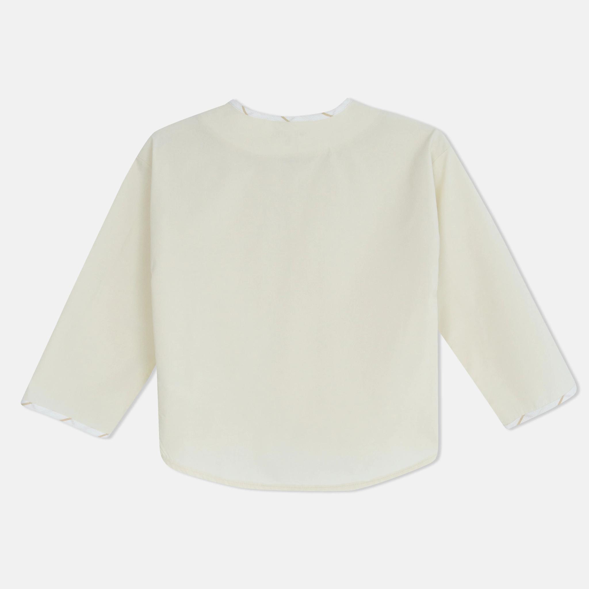 Girls' shirt in distinctive colors image preview 4
