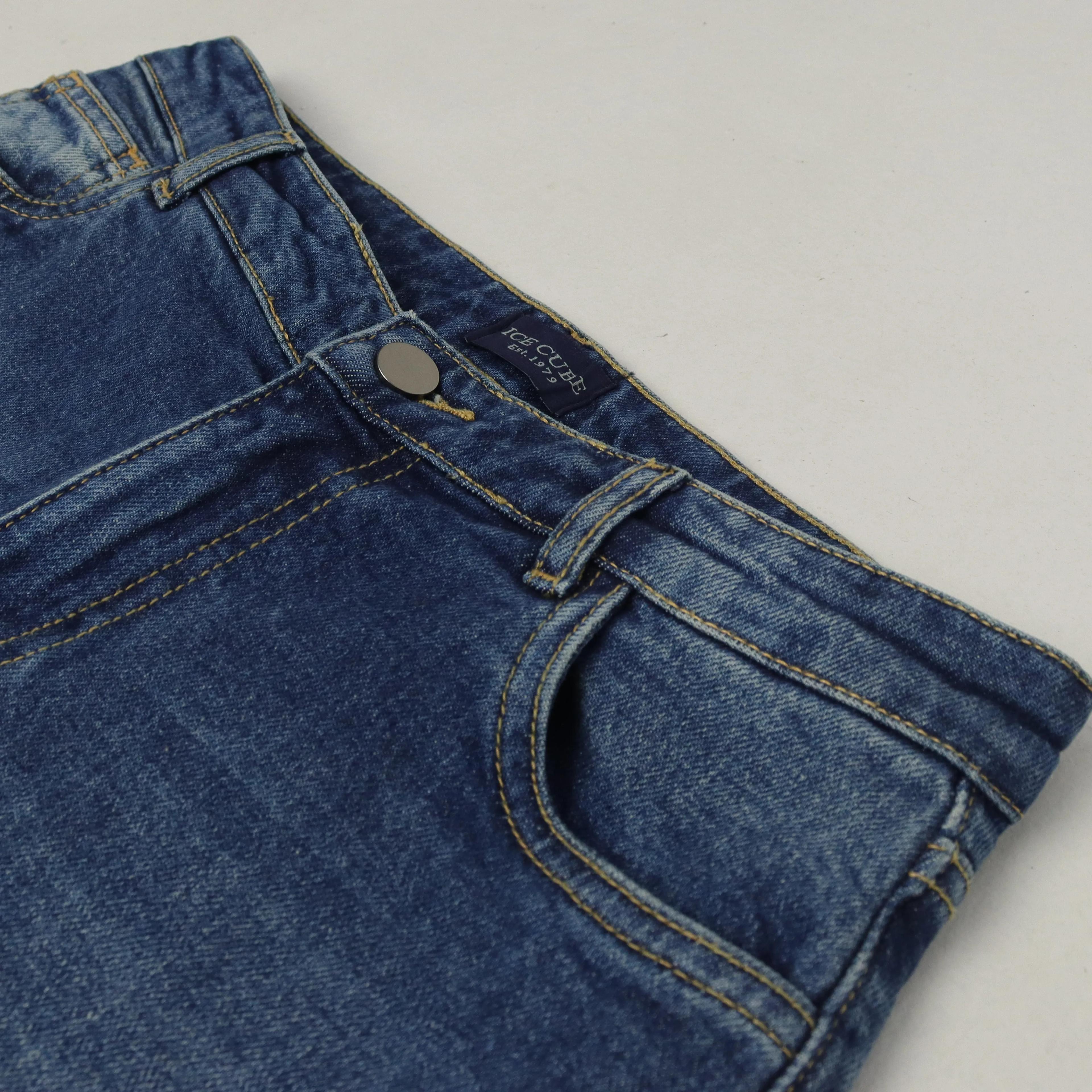 Stretch Cotton Straight Leg Jeans in Thumbnail 2