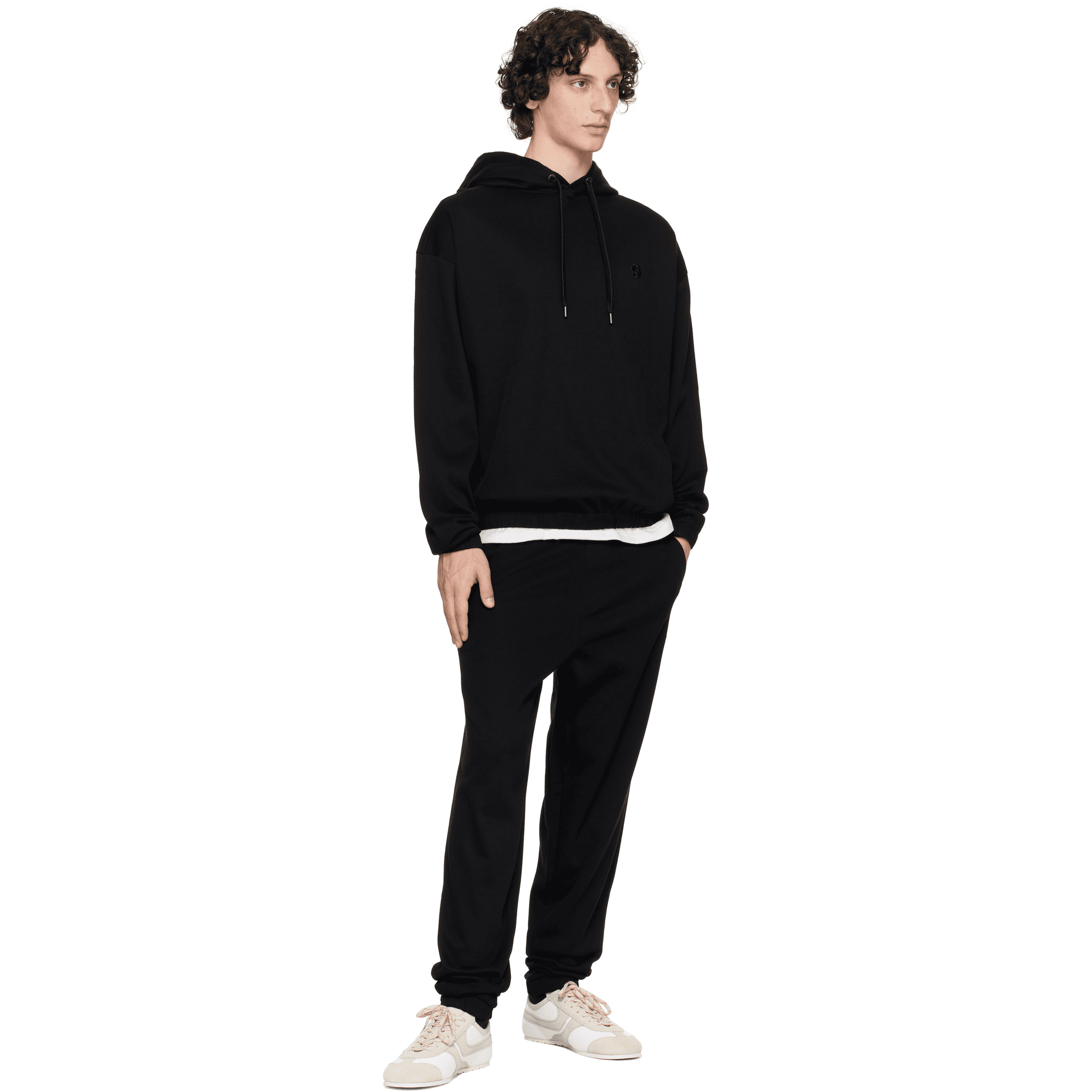 Soft jersey pants with a relaxed fit that combines modern style. alternative product image