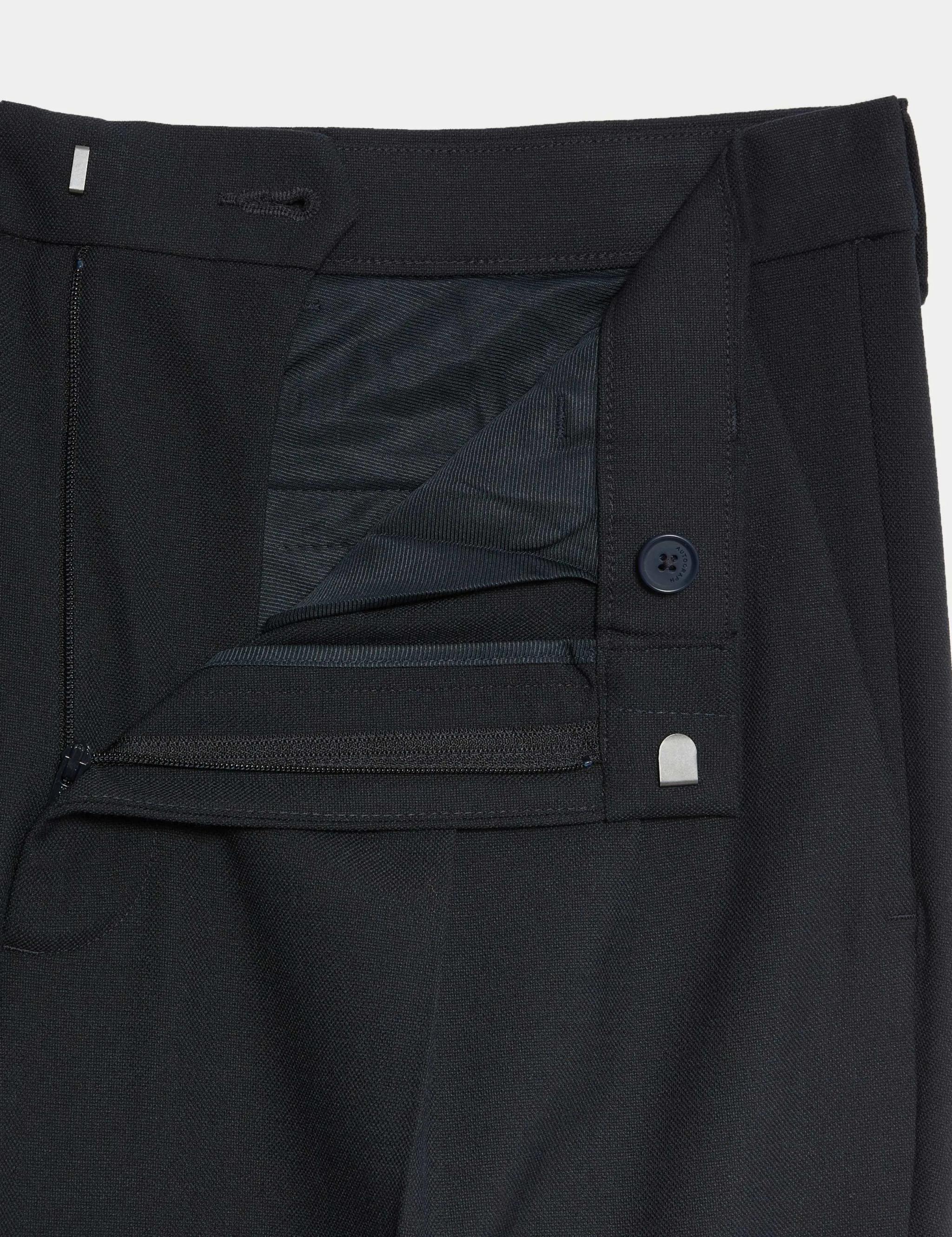 Men's stylish pleated trousers media preview 2