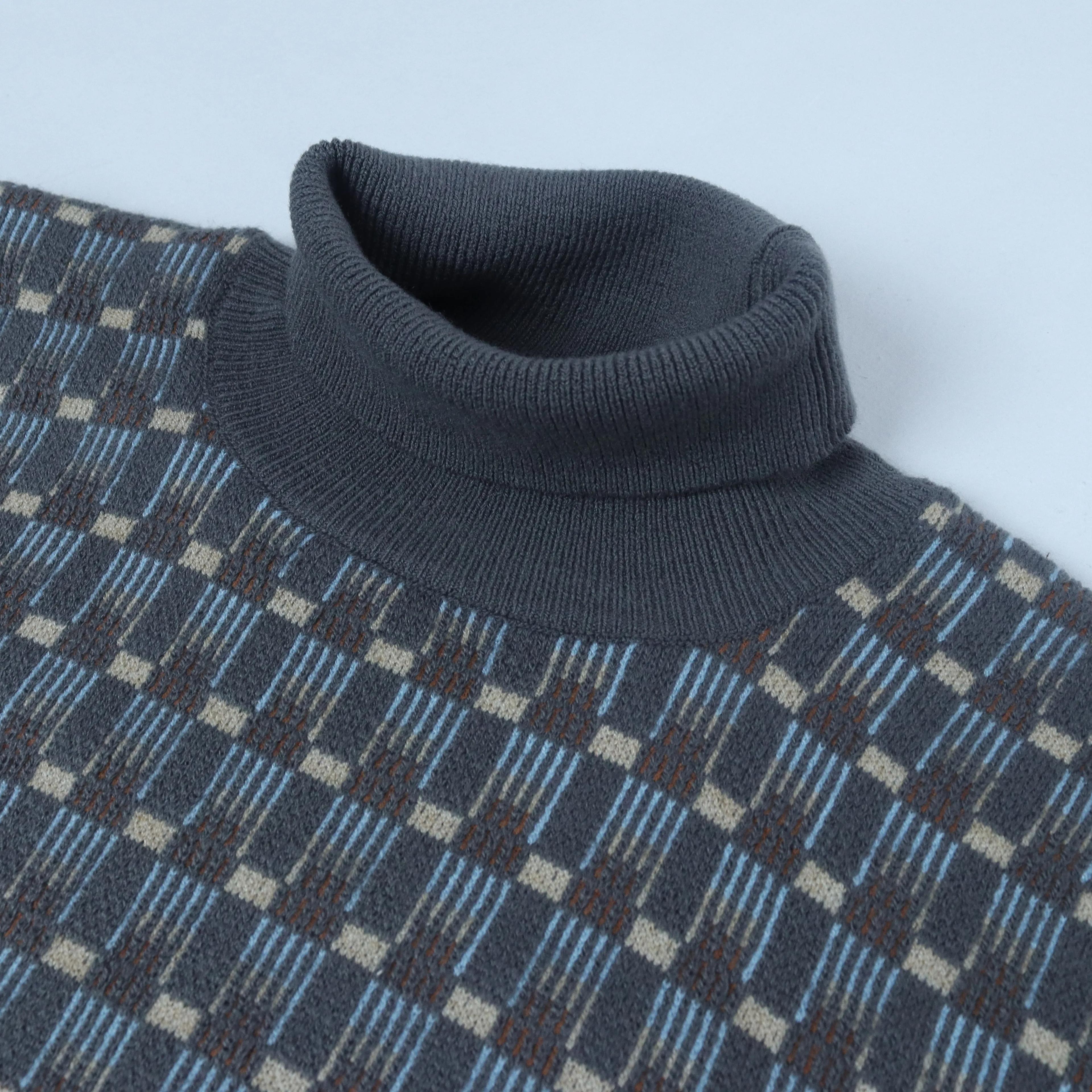 كنزة رجالية برقبة عالية بنمط مميز Thumbnail 2