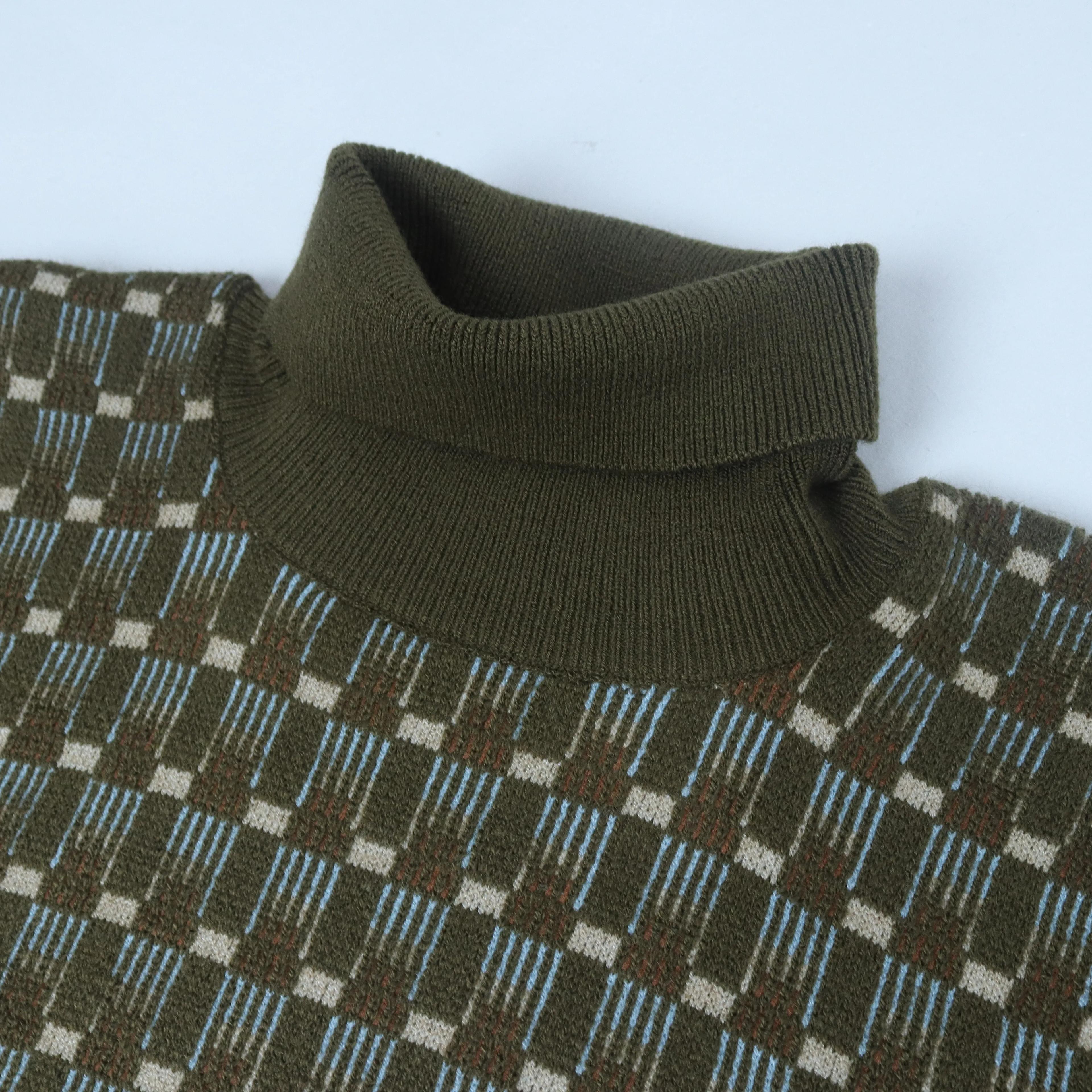 كنزة رجالية برقبة عالية بنمط مميز Thumbnail 2