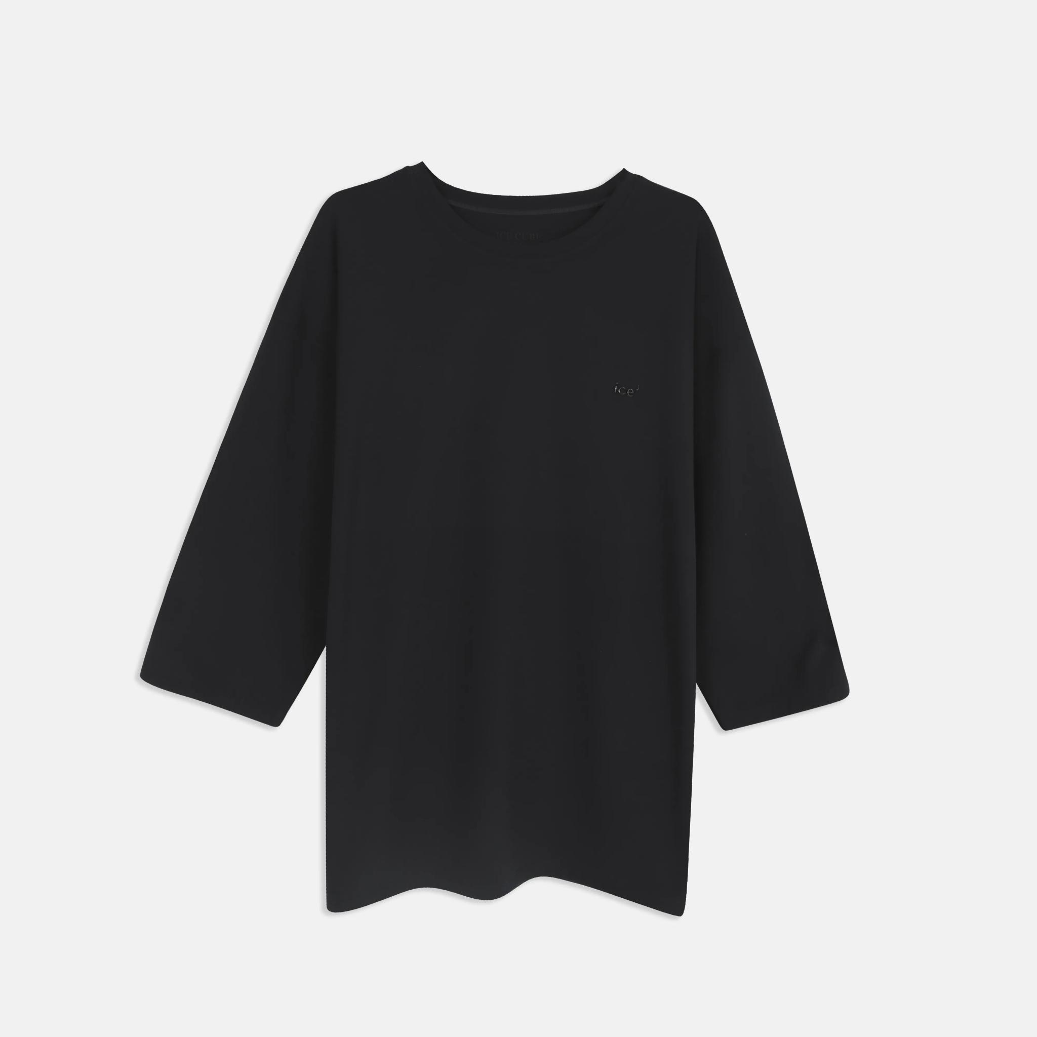 بلوزة نسائية بأكمام 3/4 ورقبة دائرية alternative product image