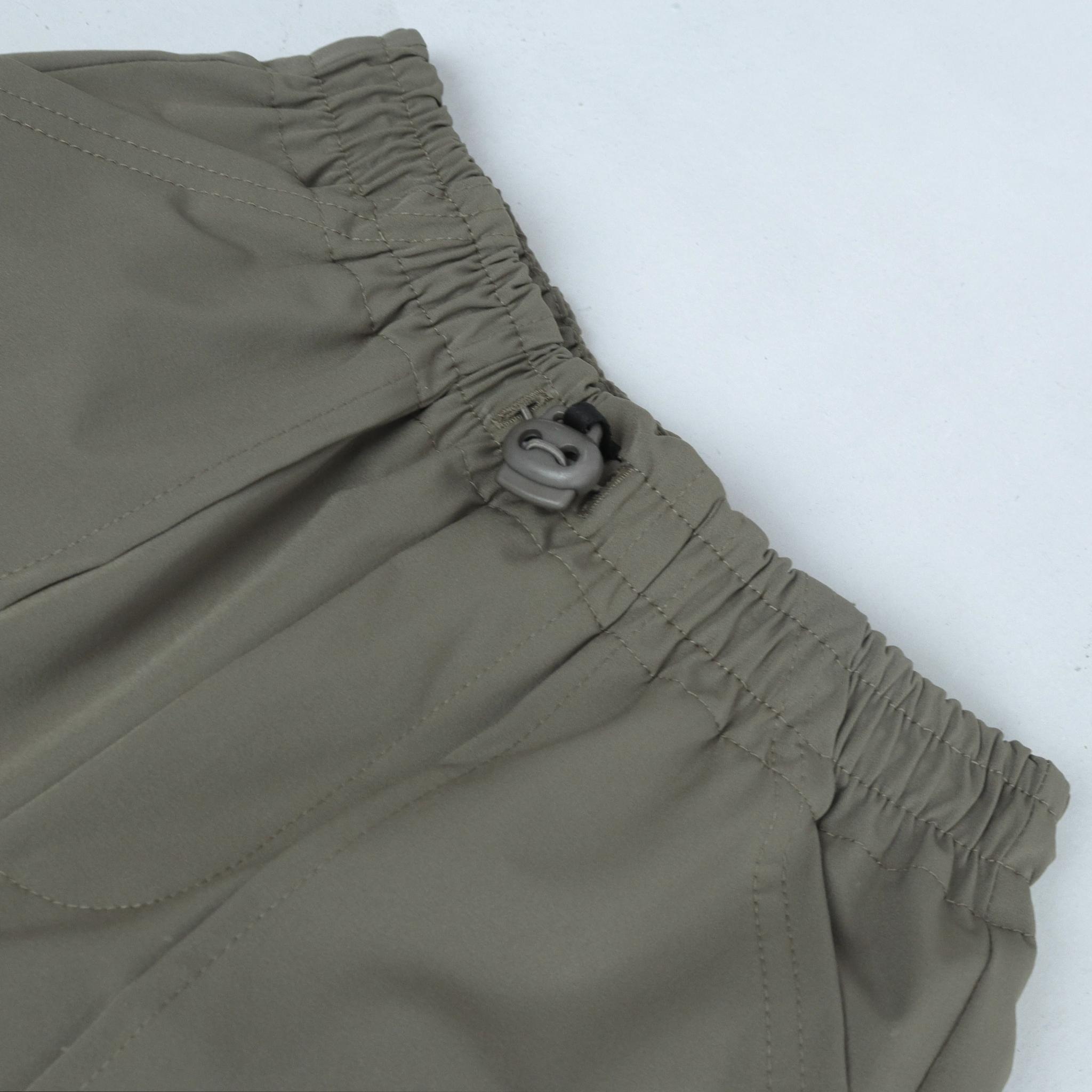 بنطال كارغو مطاطي من النايلون للأولاد media preview 2