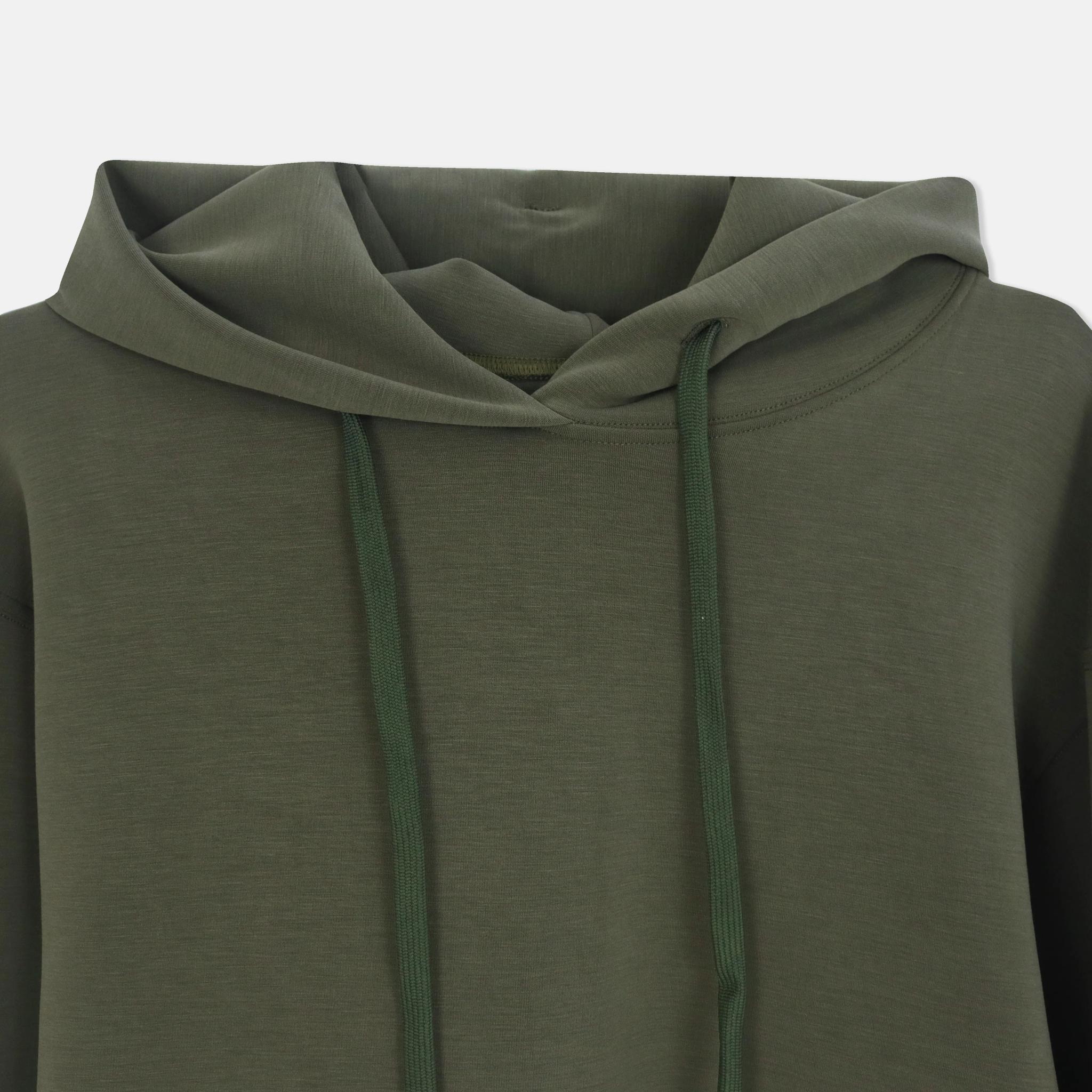 سويت شيرت بألوان مميزة media preview 2