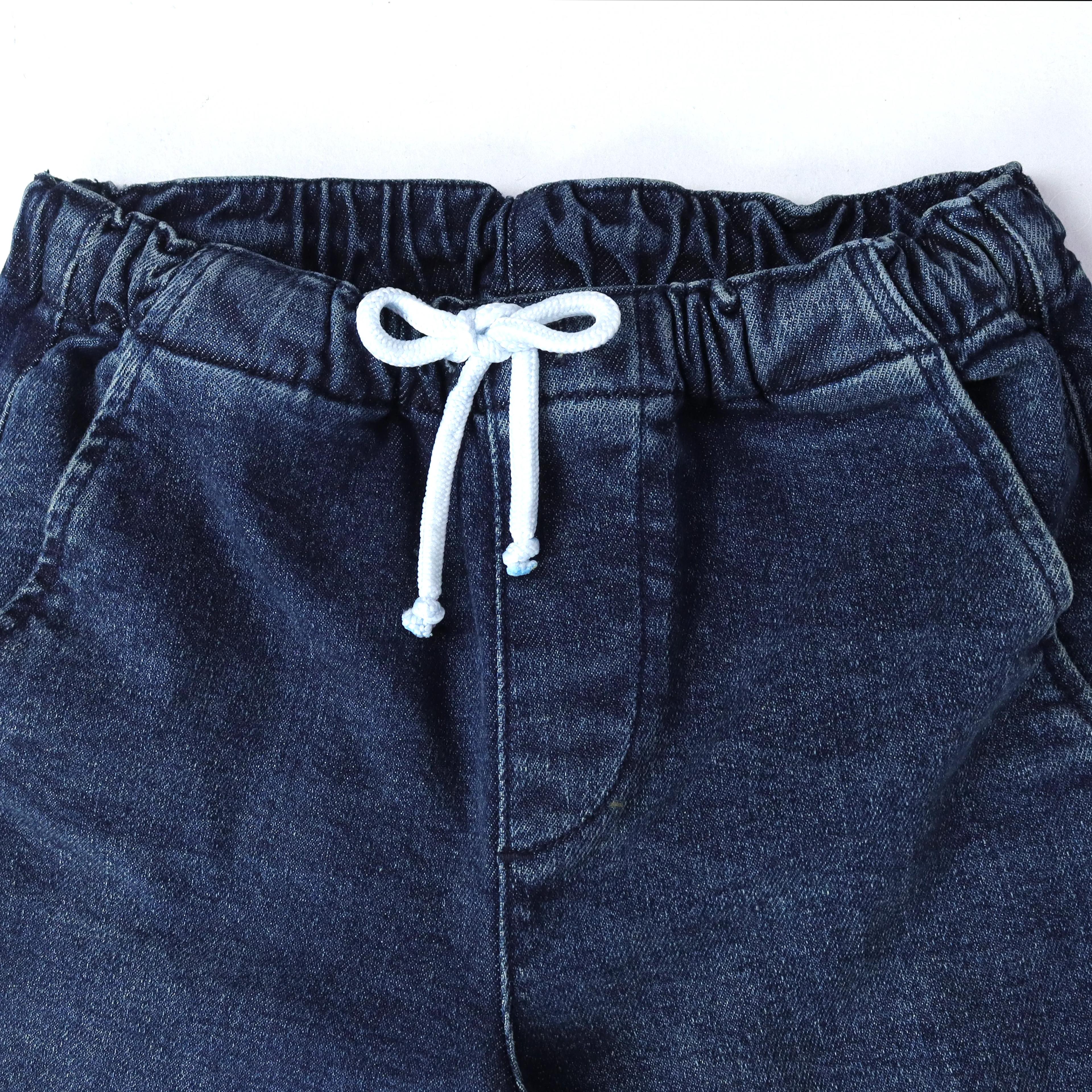 بنطلون جينز كلاسيكي للأولاد Thumbnail 2