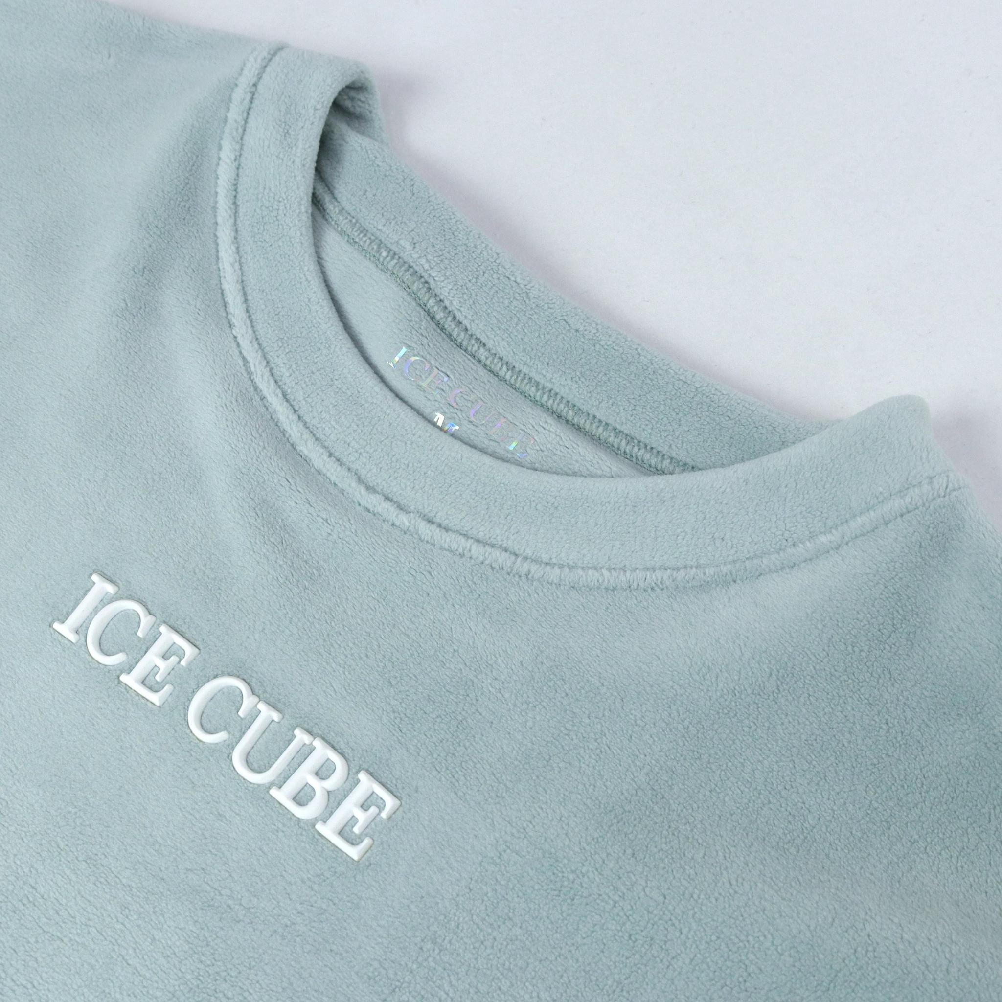 كنزة نسائية مزينة بطبعات media preview 2