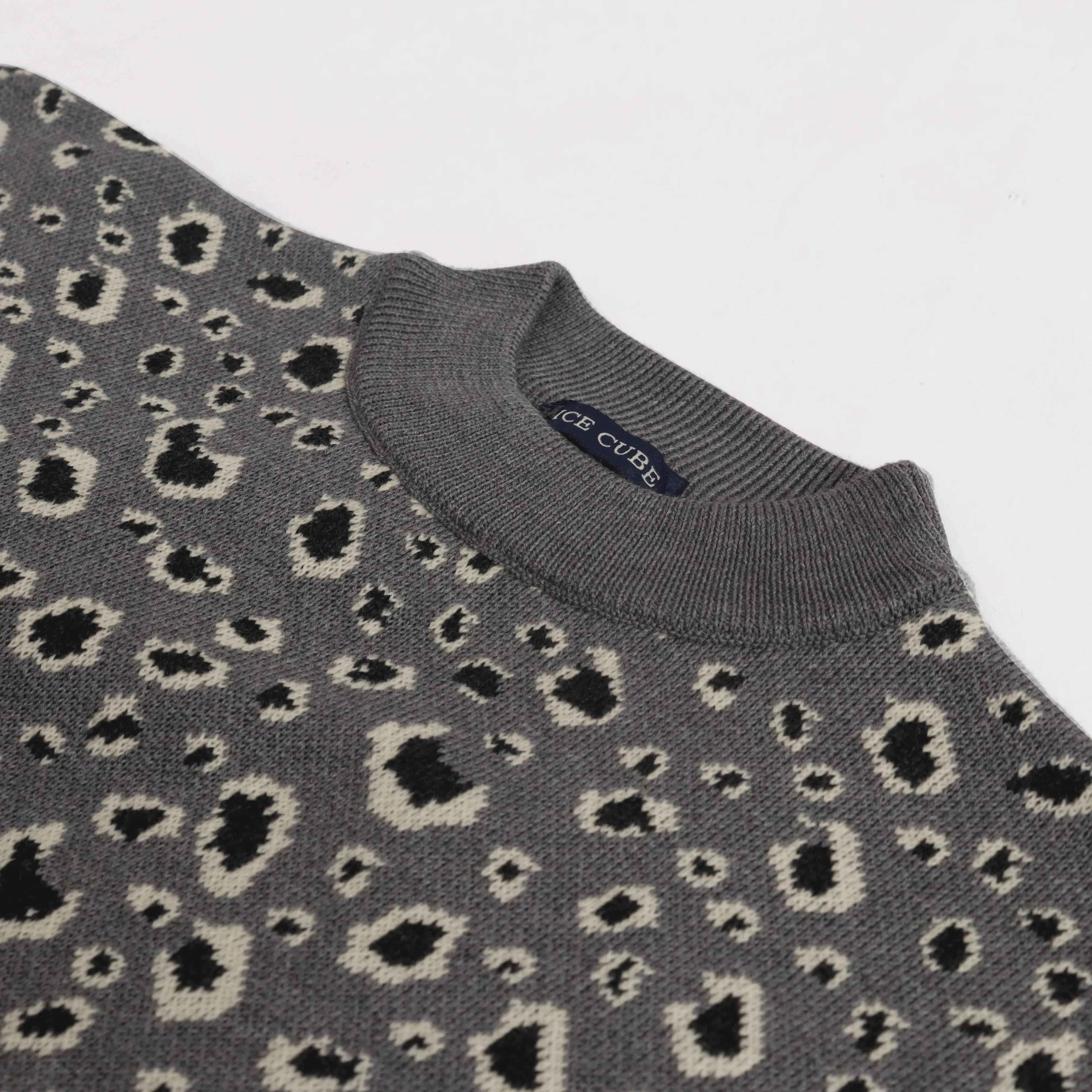 كنزة صوفية للبنات بياقة عالية وطبعة جلد النمر Thumbnail 2