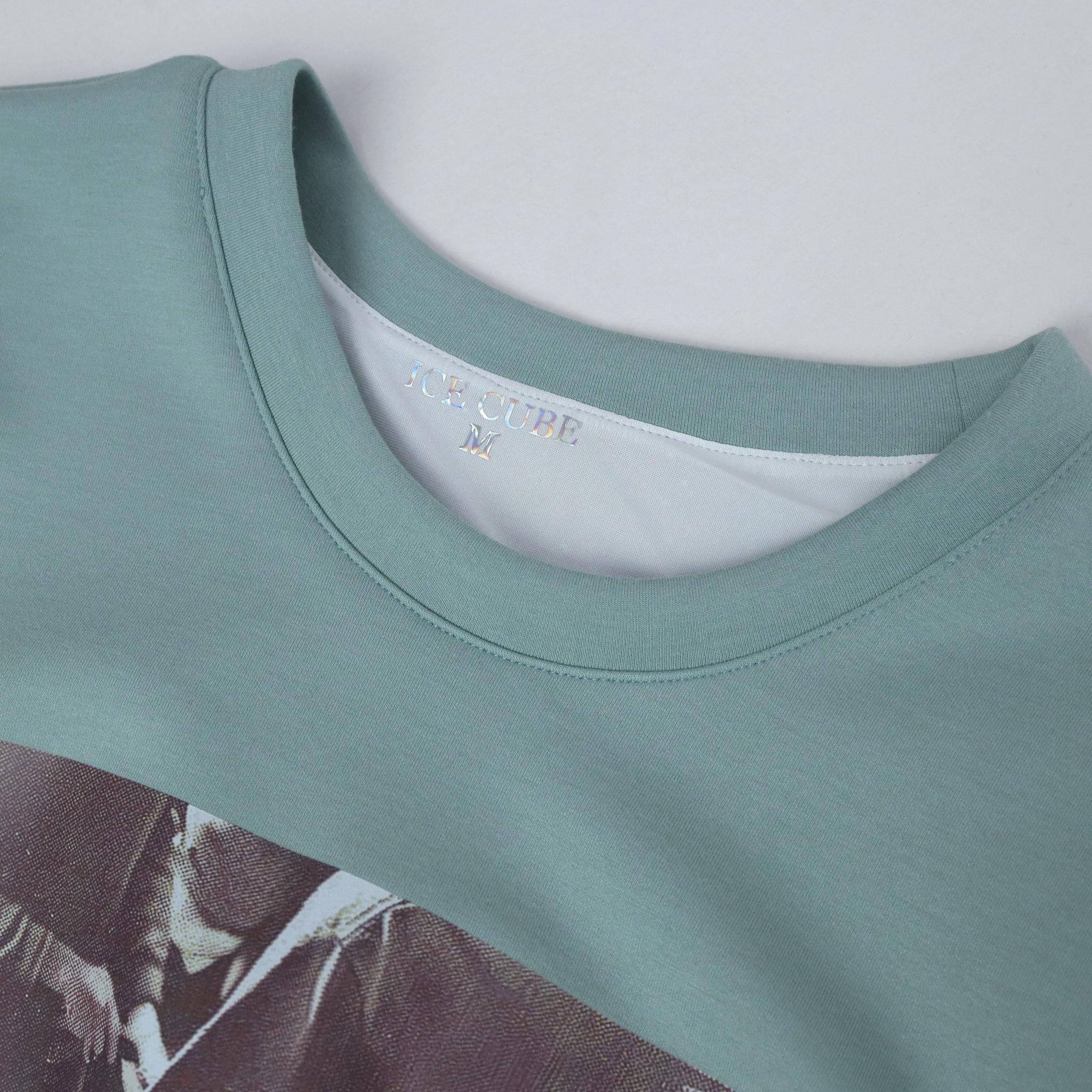 كنزة نسائية برقبة دائرية مزينة برسومات مطبوعة media preview 2