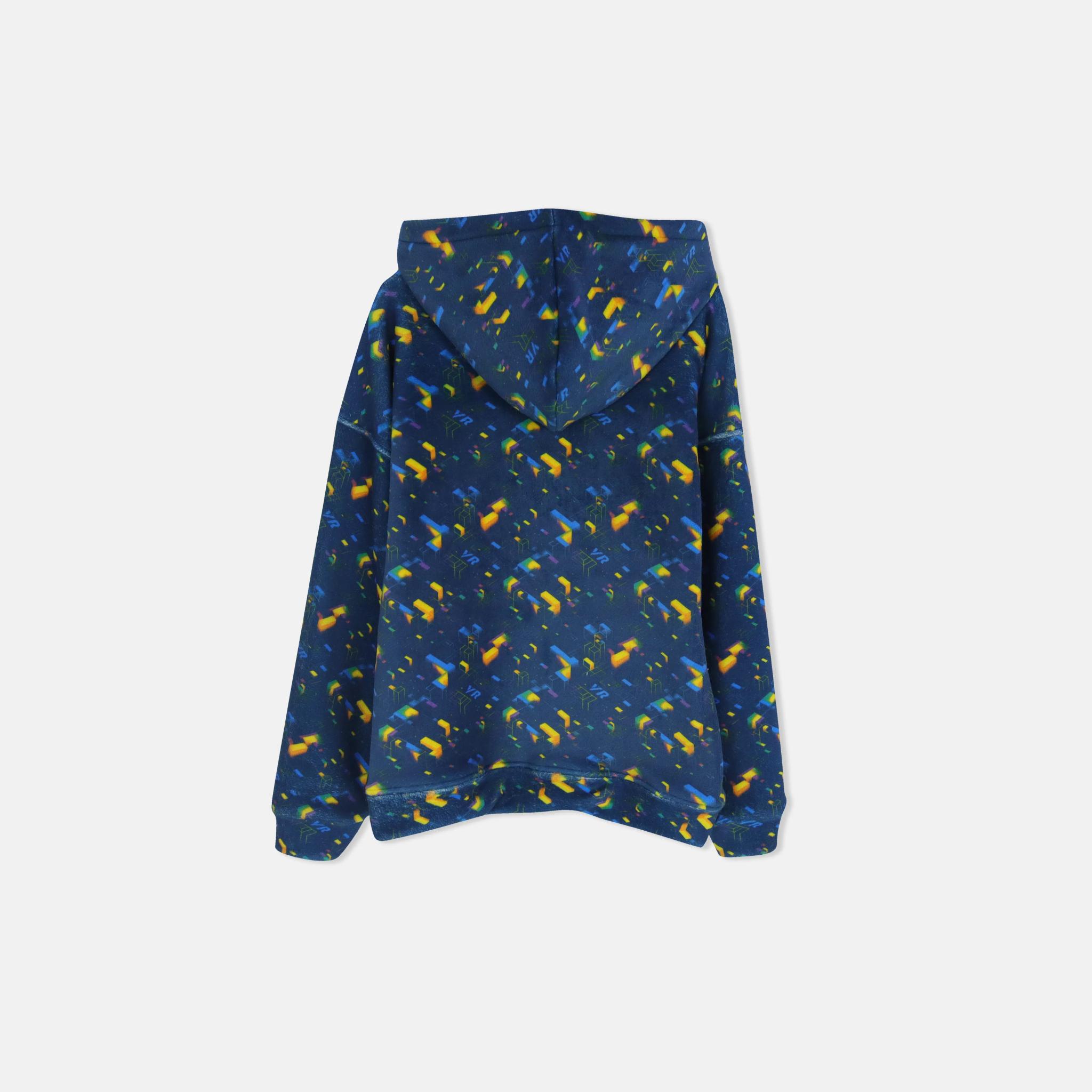 طقم ملابس للأولاد يتكون من سترة بغطاء رأس وبنطال رياضي مطبوع media preview 5