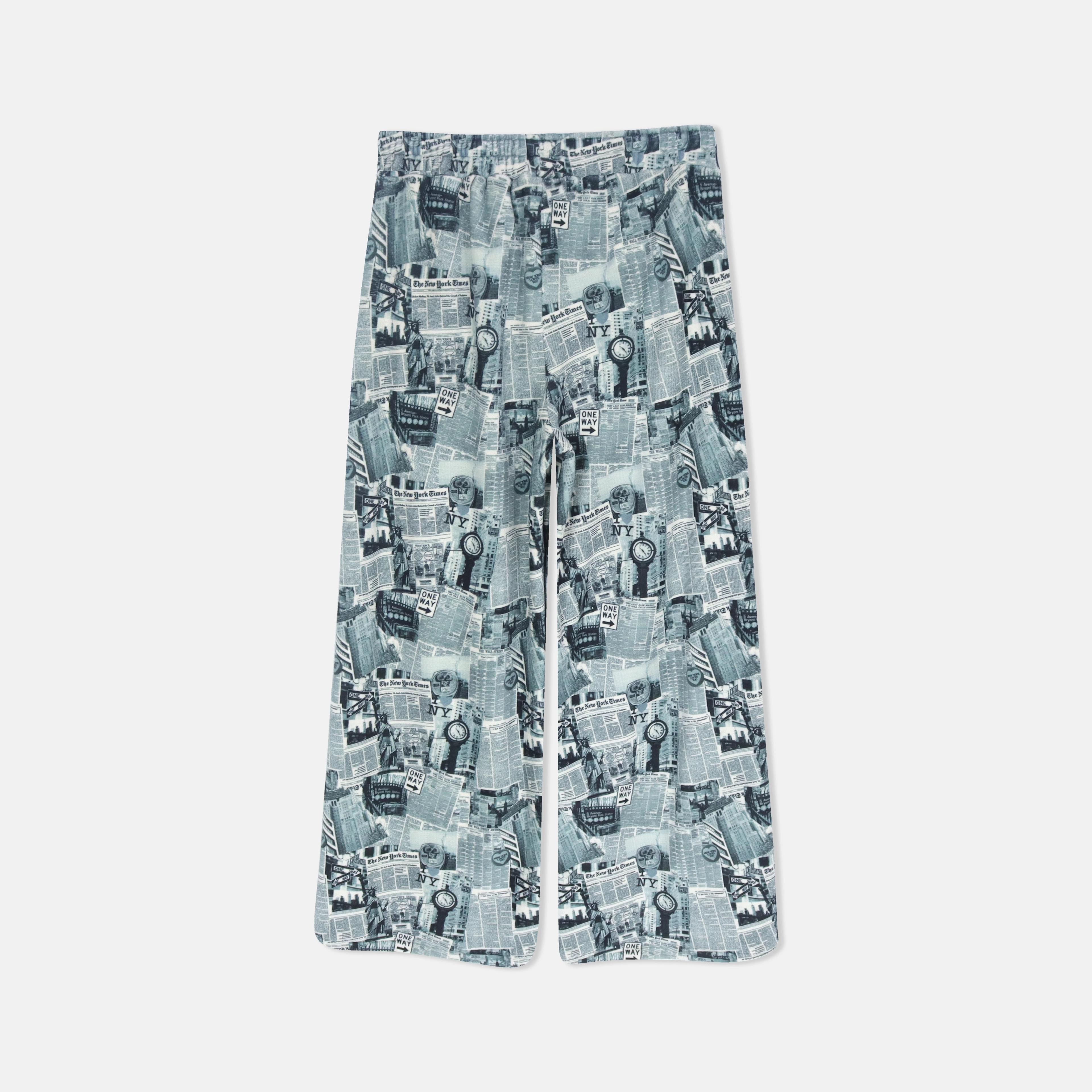 طقم نسائي من قطعتين بنقشة جرائد Thumbnail 8