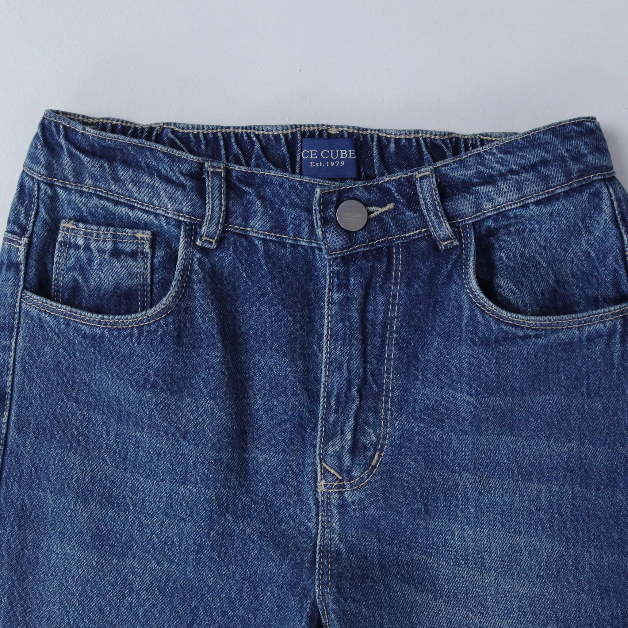 Boys' jeans with a comfortable fit media preview 2