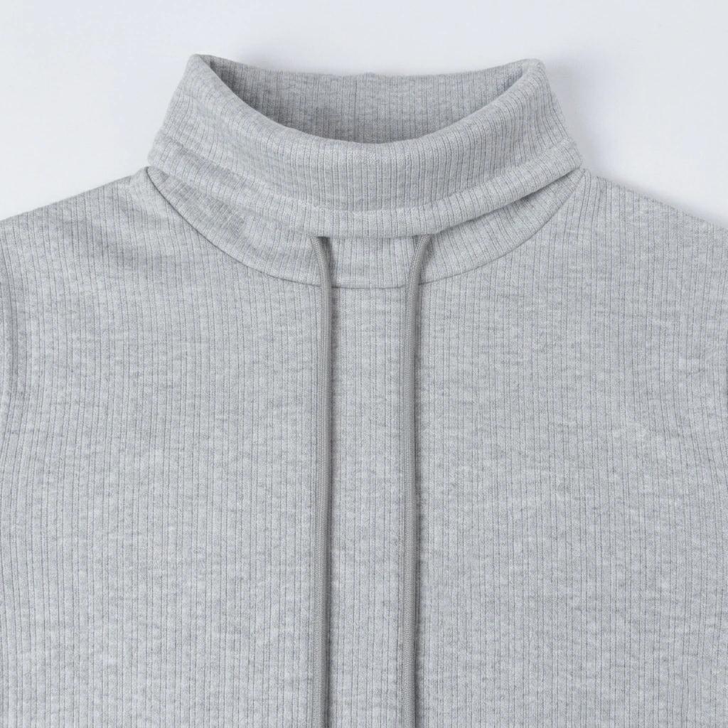 سويت شيرت نسائي برباط وياقة عالية media preview 2