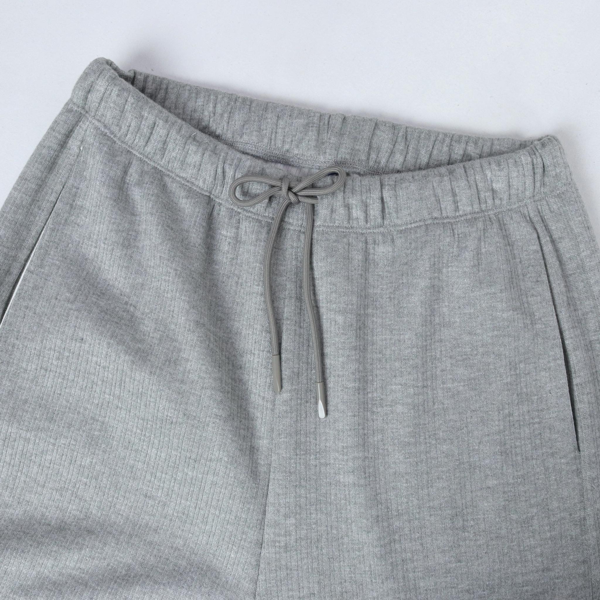 بنطلون رياضي نسائي واسع الساقين بخصر عالٍ media preview 2