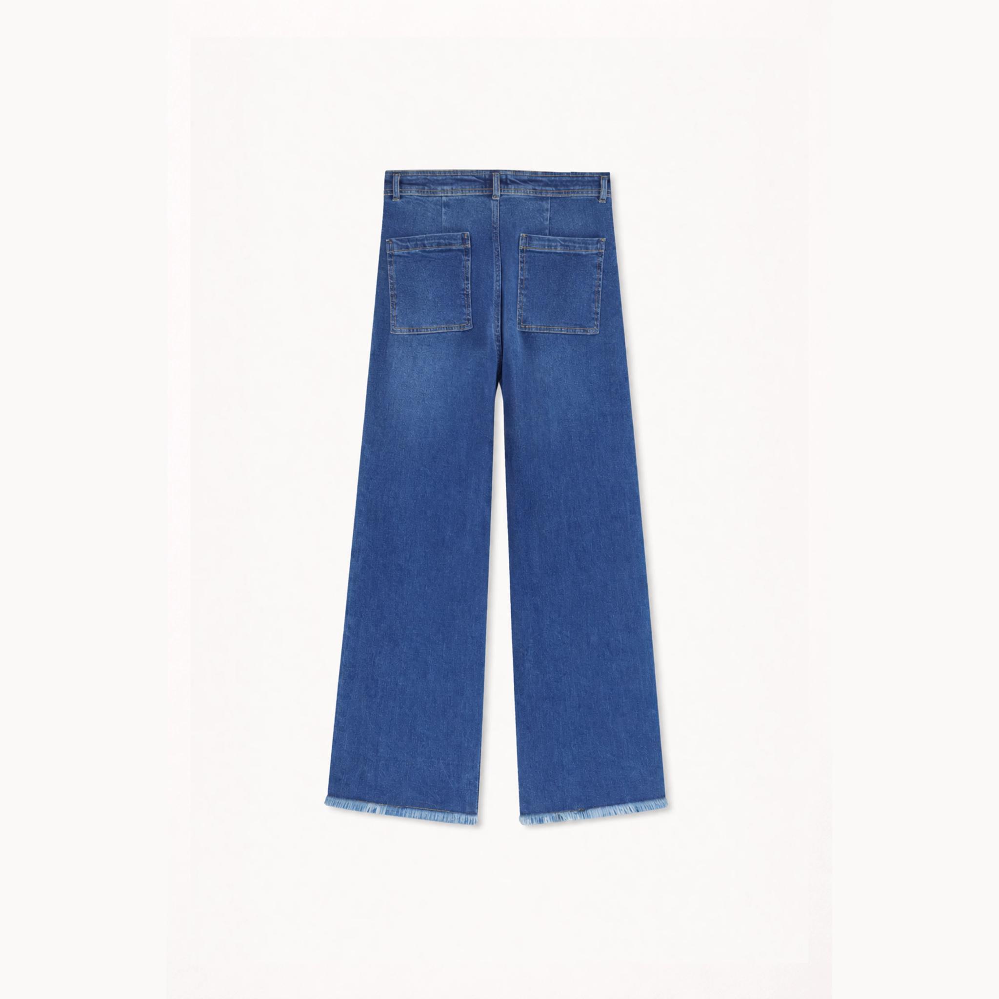 بنطلون جينز نسائي واسع الساقين وعالي الخصر media preview 4