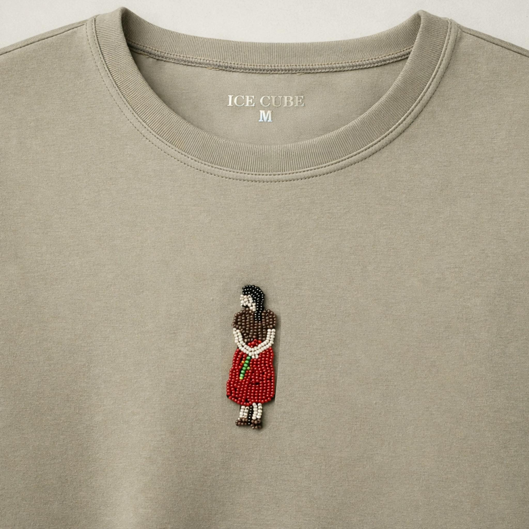 Women's clothing set with embroidered designs media preview 3