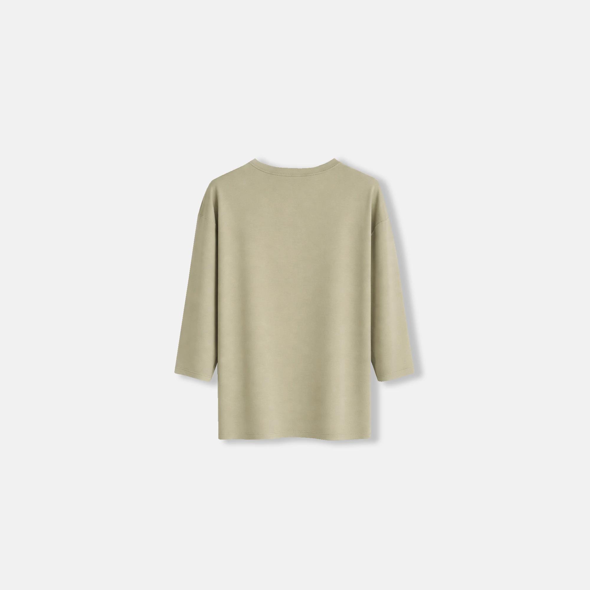 Women's clothing set with embroidered designs Thumbnail 4