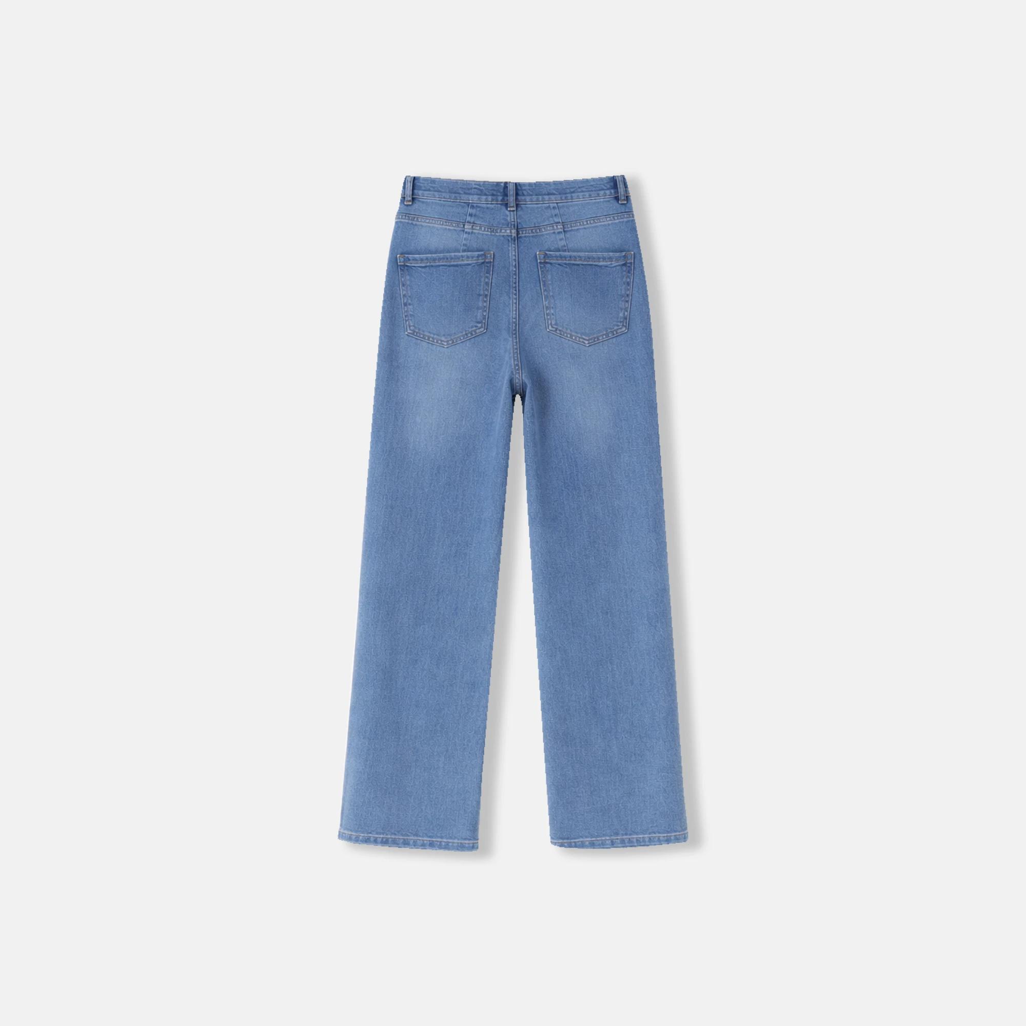 Women's High-Rise Straight Leg Jeans - Light Blue Wash media preview 3