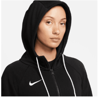 سترات رياضية نسائية من نايكي category image
