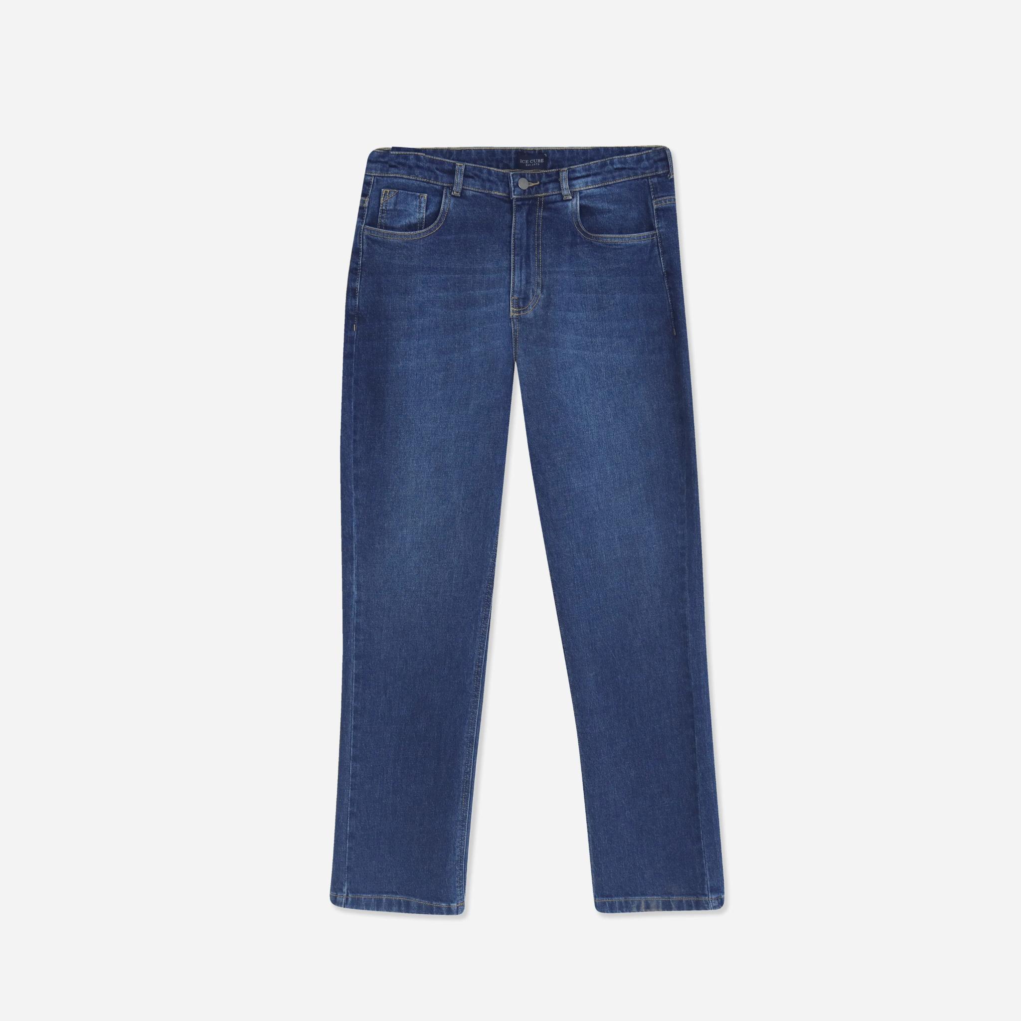 Women jeans in a distinctive color  product image