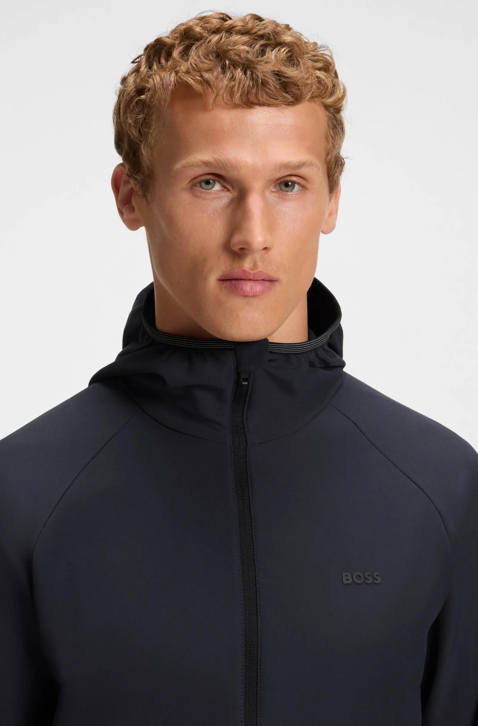 جاكيت مقاوم للماء خفيف الوزن product image