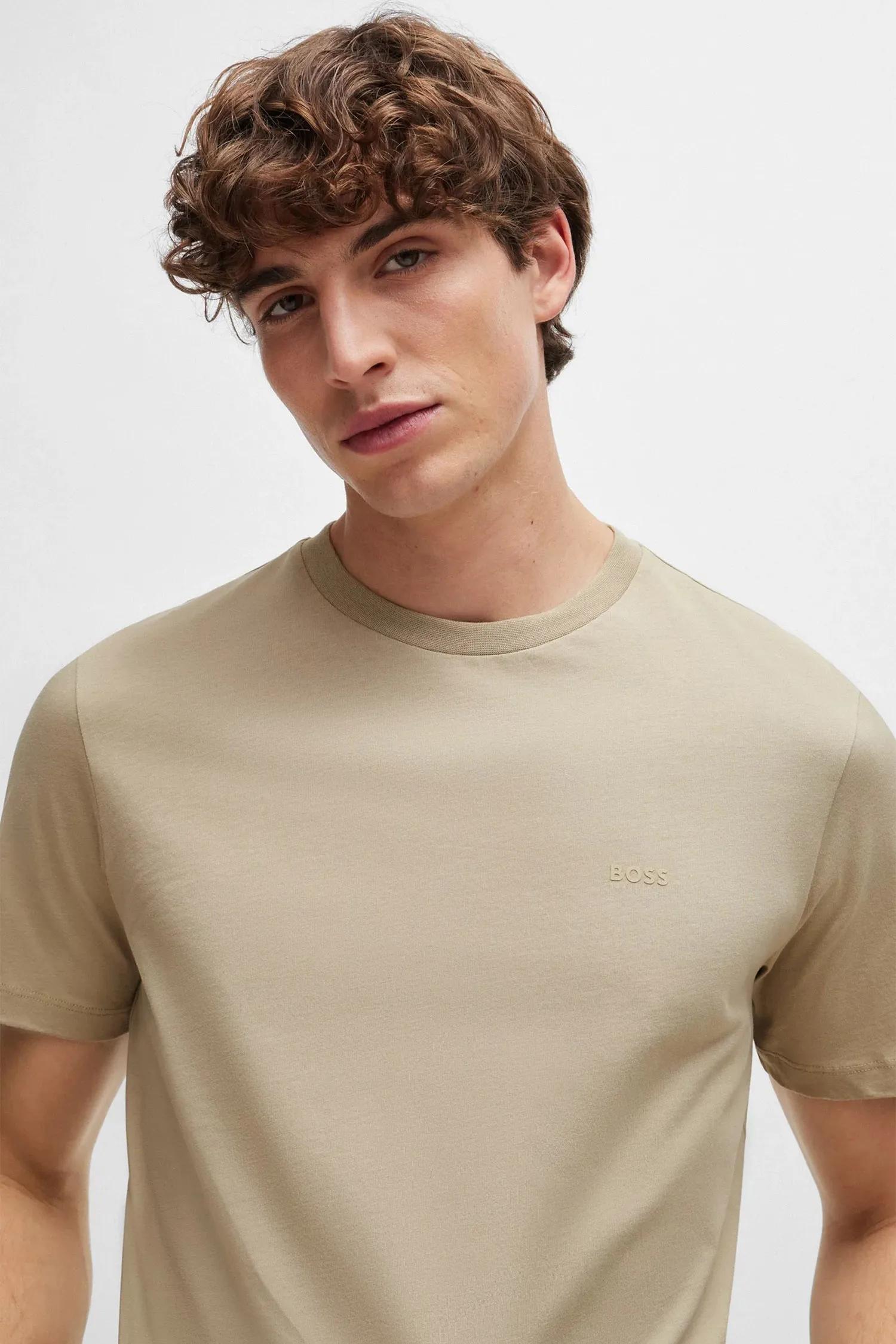 Comfortable T-shirt made of high-quality cotton product image