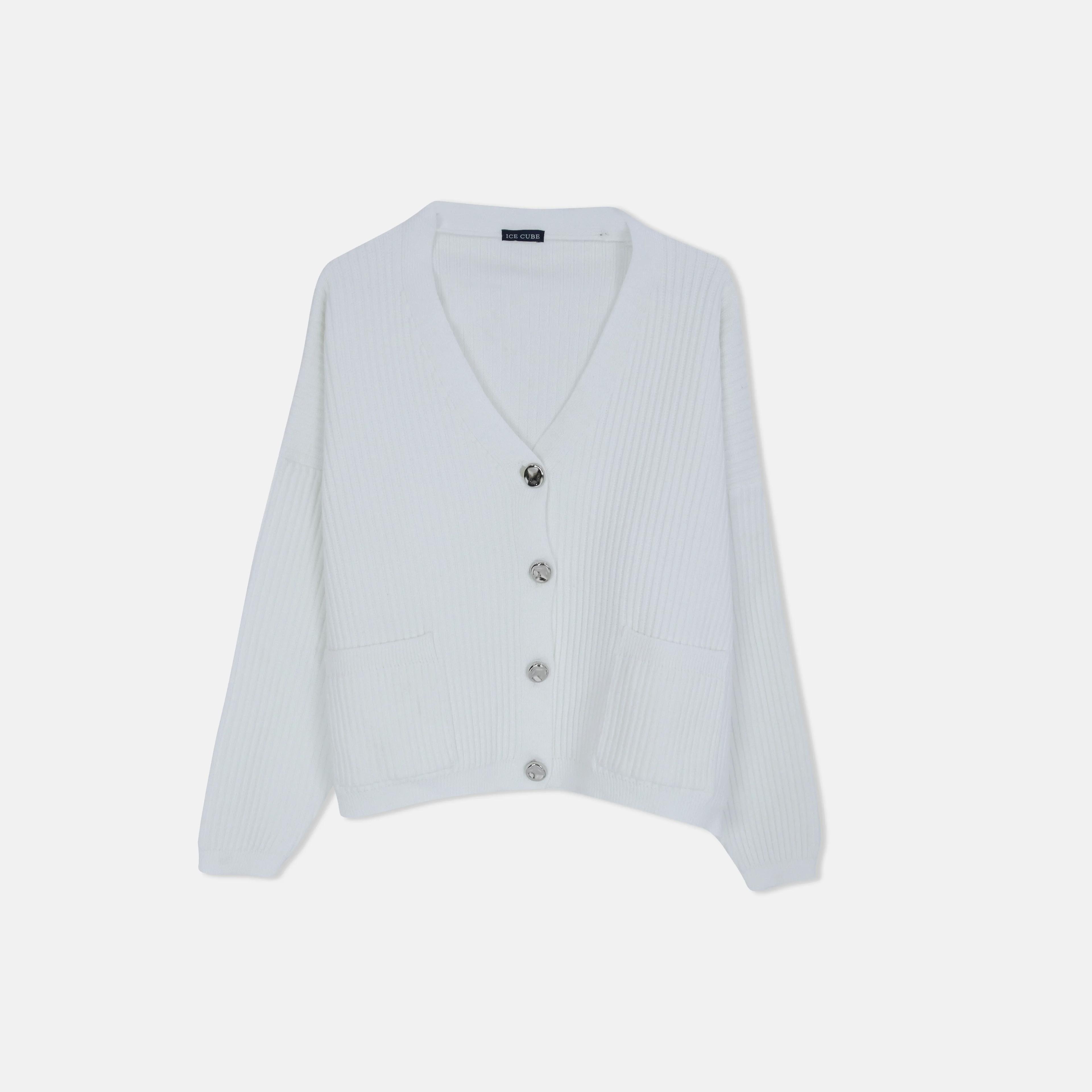 سترة كارديجان مضلعة بفتحة على شكل حرف V وأزرار أمامية Thumbnail 2