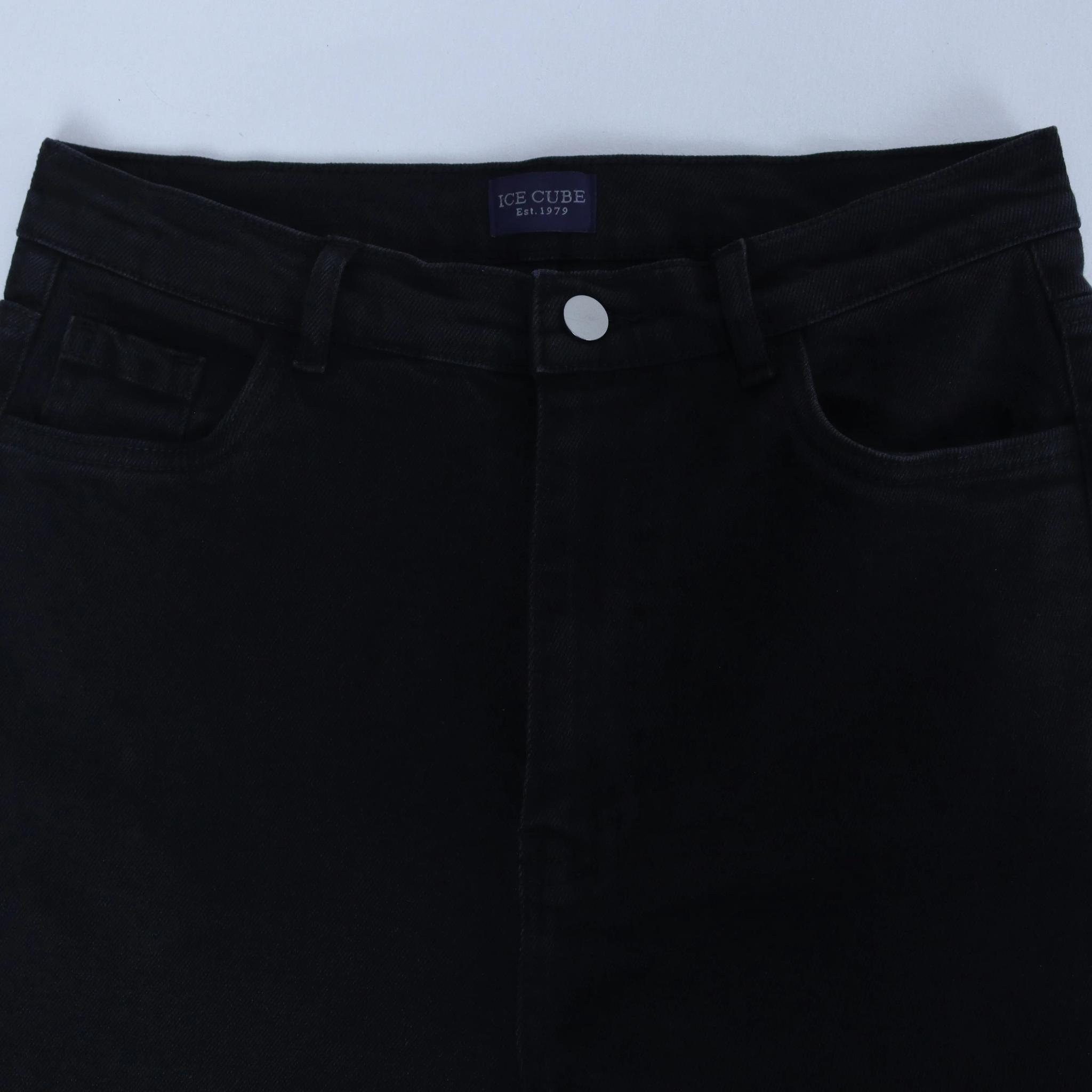 Women's High-Waisted Wide-Leg Denim media preview 2