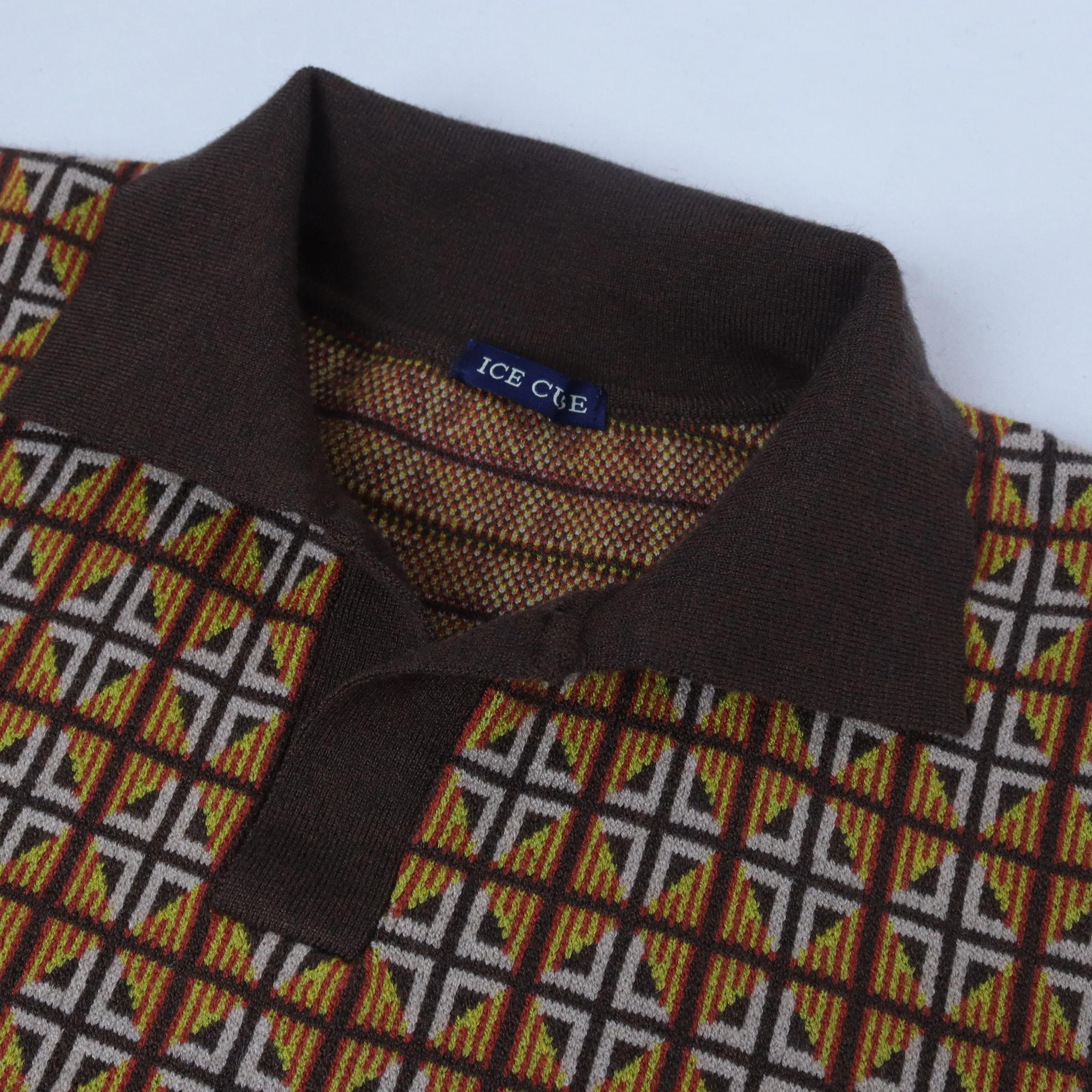 سترة رجالية بسحاب ونقوش هندسية media preview 2