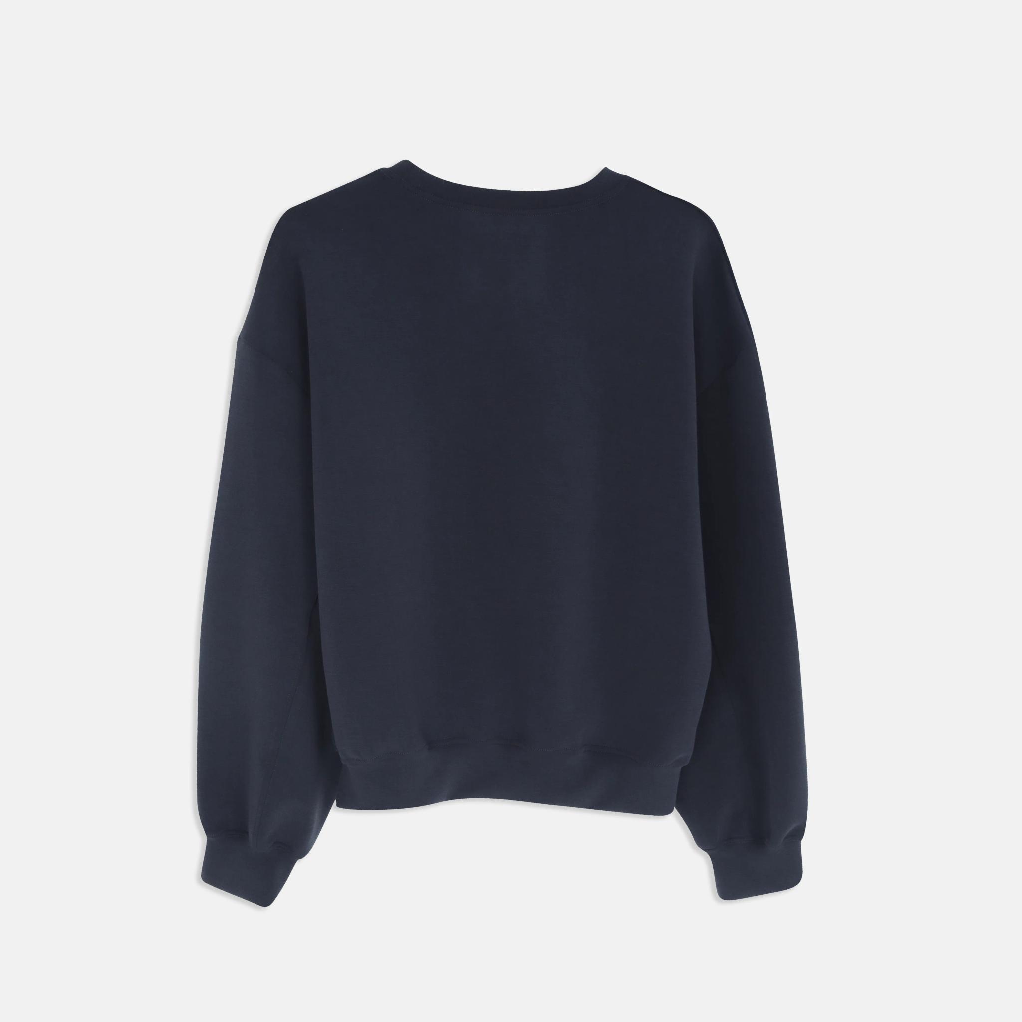 بلوزة نسائية محبوكة من المودال المطاطي بأكمام طويلة media preview 4