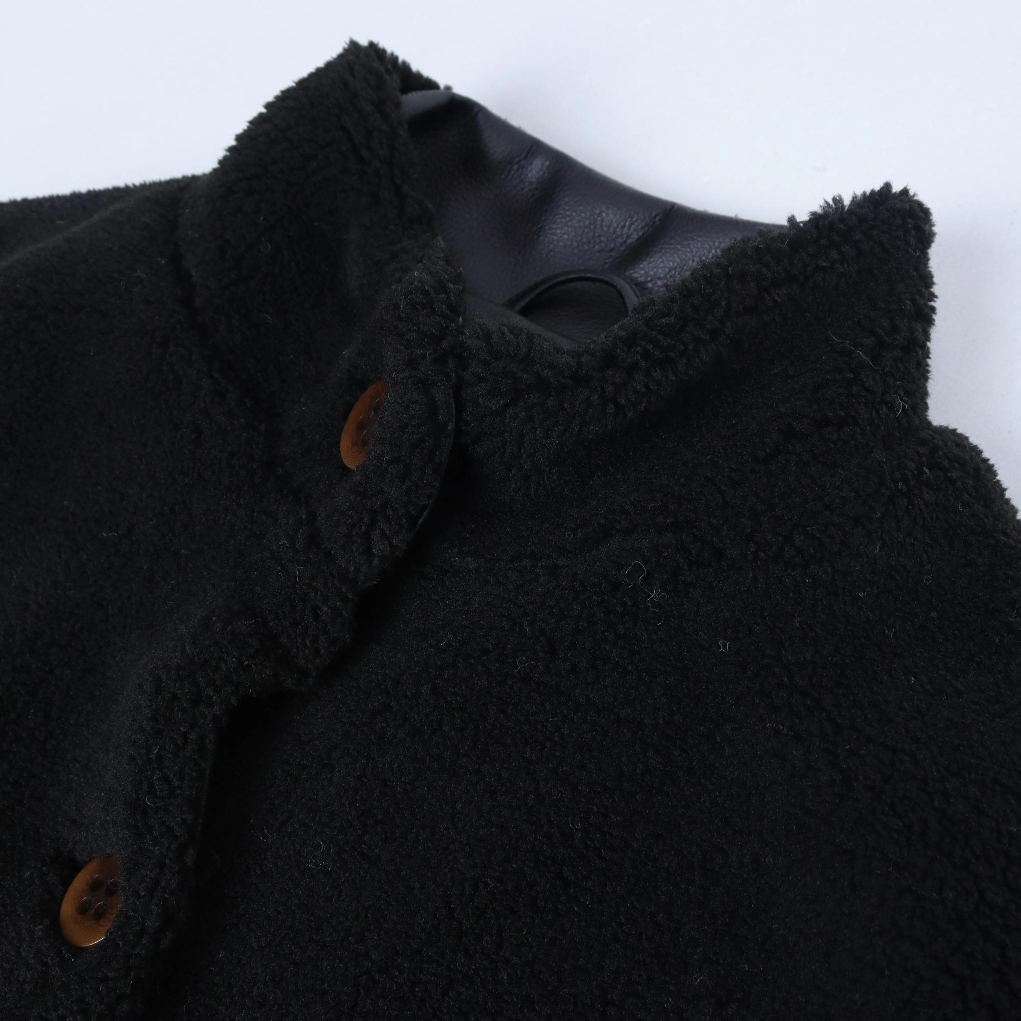 سترة نسائية مبطنة بالفرو media preview 2