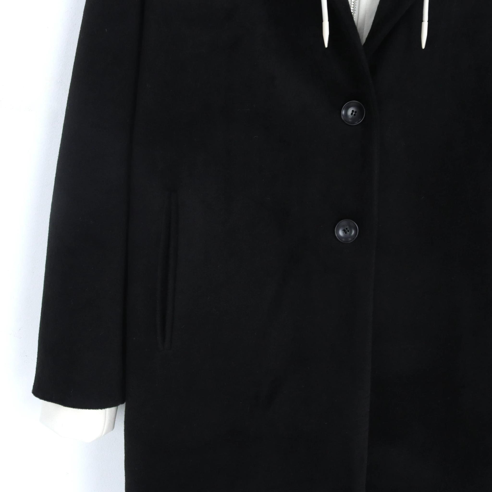 معطف نسائي طويل بغطاء للرأس media preview 3