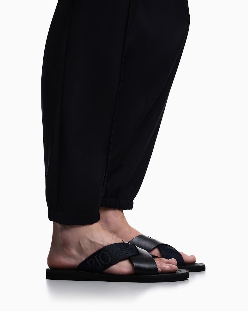 صندل أرماني alternative product image