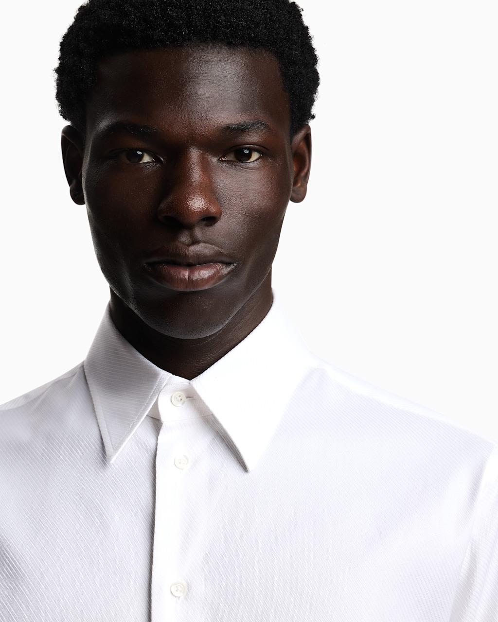 قميص أرماني alternative product image